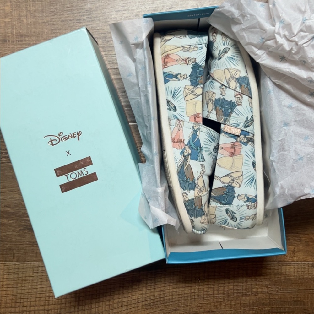 Toms- Disney Collection - Cinderella